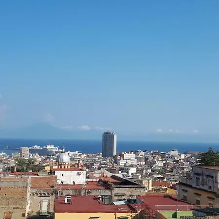 Il Volo Del Gabbiano * نابولي